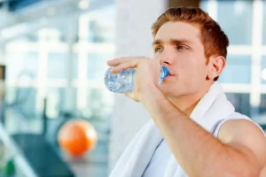 تقویت سیستم ایمنی با آب : نقش آب در سلامت و پیشگیری از بیماری‌ها