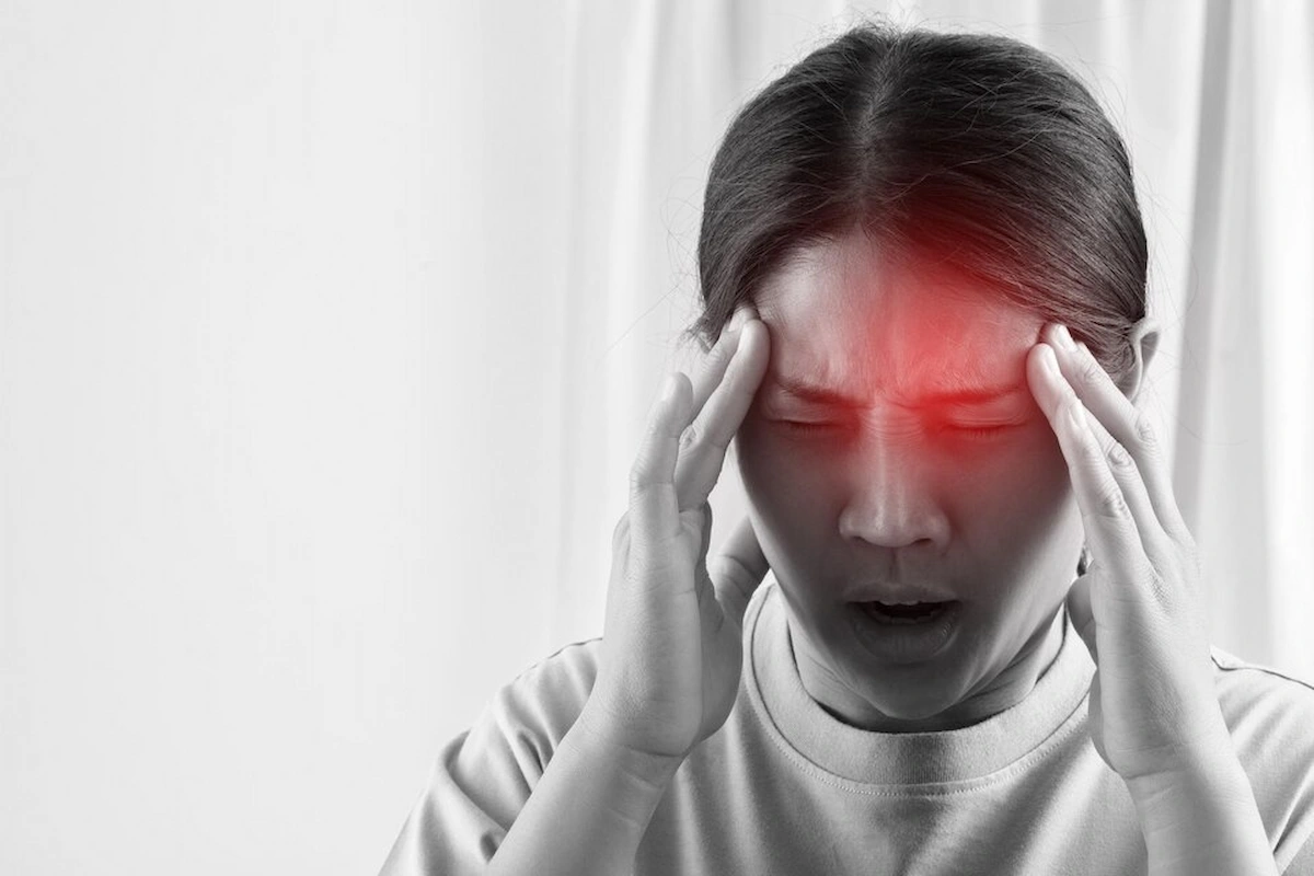 میگرن چشمی چیست؟ تفاوت با میگرن معمولی